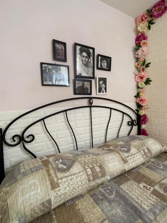 Napoli Flower'S Bed & Breakfast Bagian luar foto