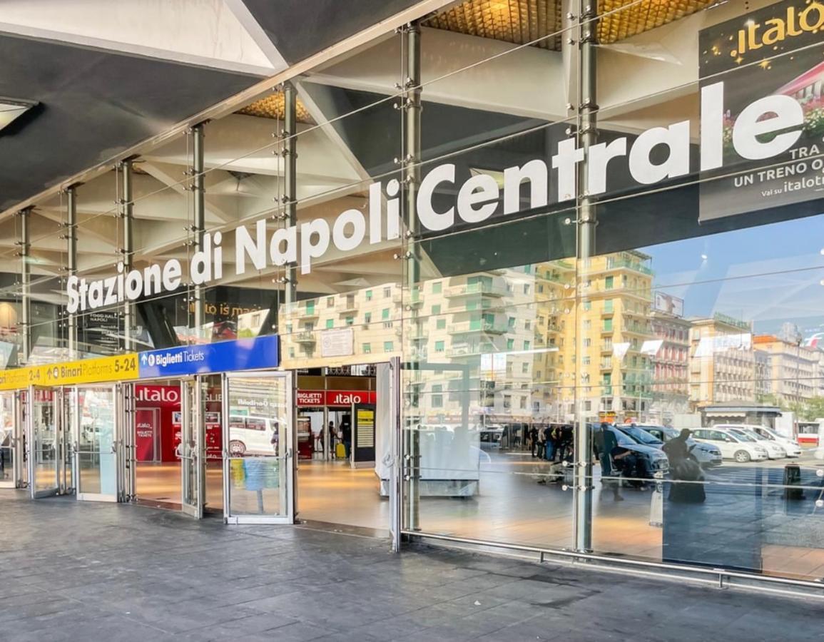 Napoli Flower'S Bed & Breakfast Bagian luar foto
