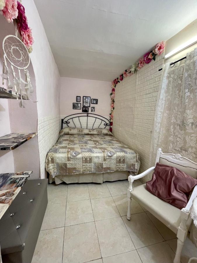 Napoli Flower'S Bed & Breakfast Bagian luar foto