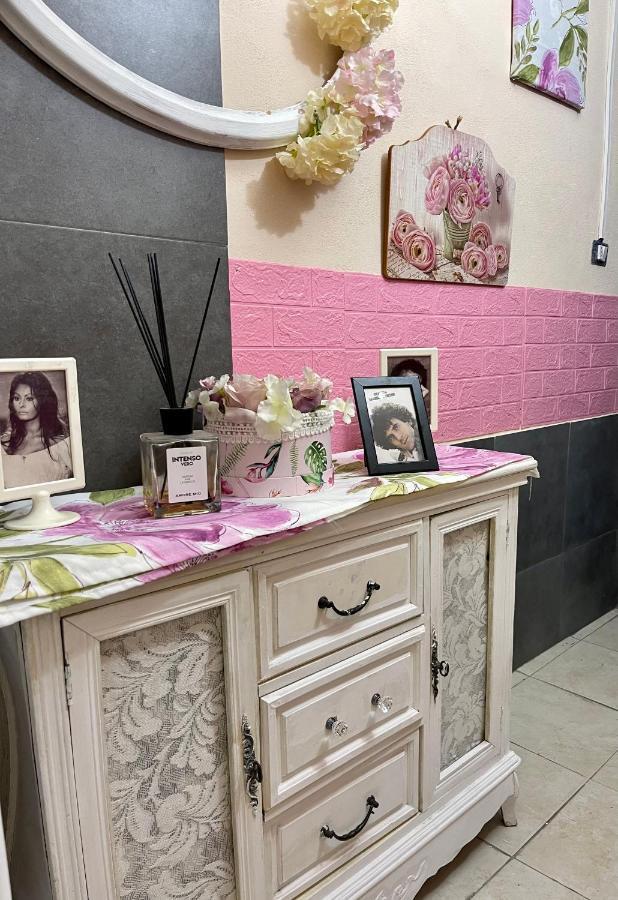 Napoli Flower'S Bed & Breakfast Bagian luar foto