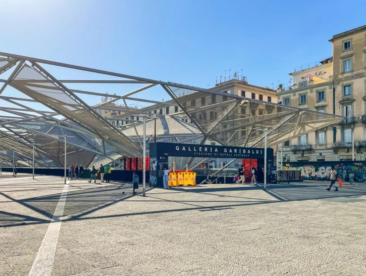 Napoli Flower'S Bed & Breakfast Bagian luar foto